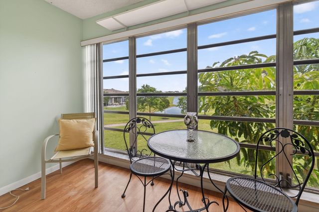 13837 Via Flora E, Delray Beach, FL 33484