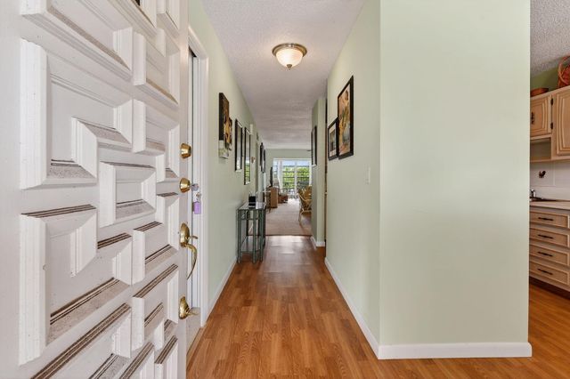 13837 Via Flora E, Delray Beach, FL 33484