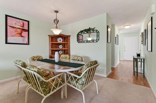 13837 Via Flora E, Delray Beach, FL 33484