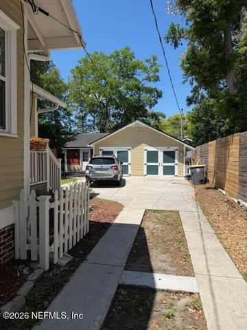 4249 ST JOHNS Avenue, Jacksonville, FL 32210