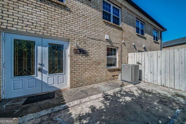 280 Winding River Road B, Atlanta, GA 30350