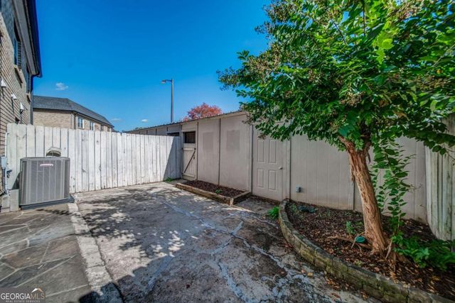 280 Winding River Road B, Atlanta, GA 30350