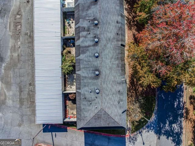 280 Winding River Road B, Atlanta, GA 30350