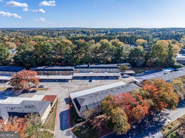280 Winding River Road B, Atlanta, GA 30350