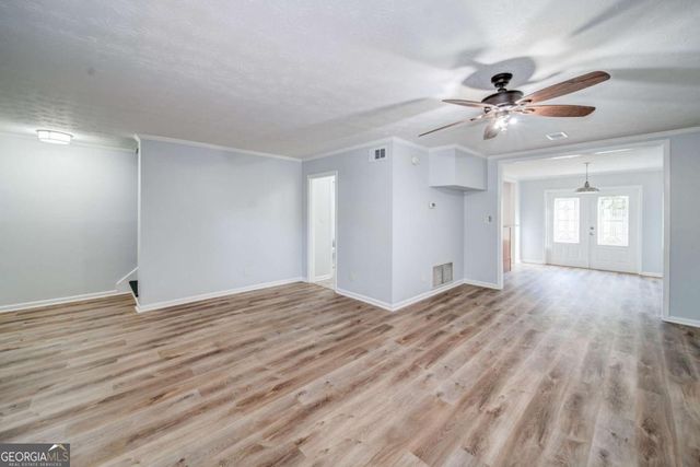 280 Winding River Road B, Atlanta, GA 30350