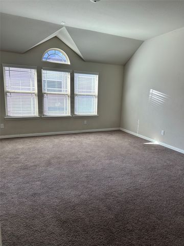 912 Foxtail Drive, Mansfield, TX 76063