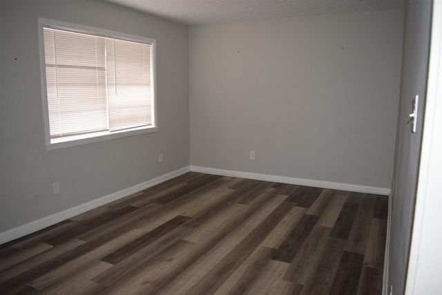 1702 Glenda Lane, Benton, AR 72015