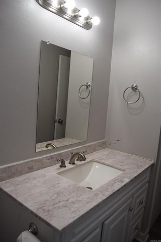 1702 Glenda Lane, Benton, AR 72015