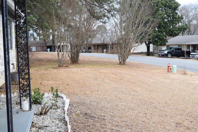 1702 Glenda Lane, Benton, AR 72015