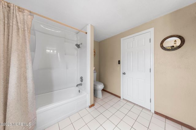 24 W New Jersey Avenue, Long Beach Twp, NJ 08008