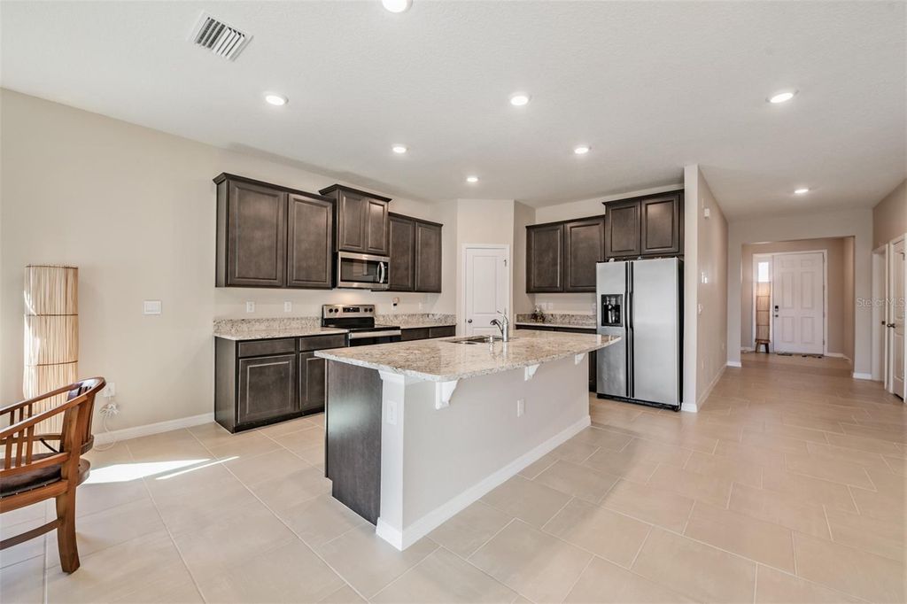 Image 17 of property listing at 10653 TALLY FAWN LOOP, San Antonio, FL 33576