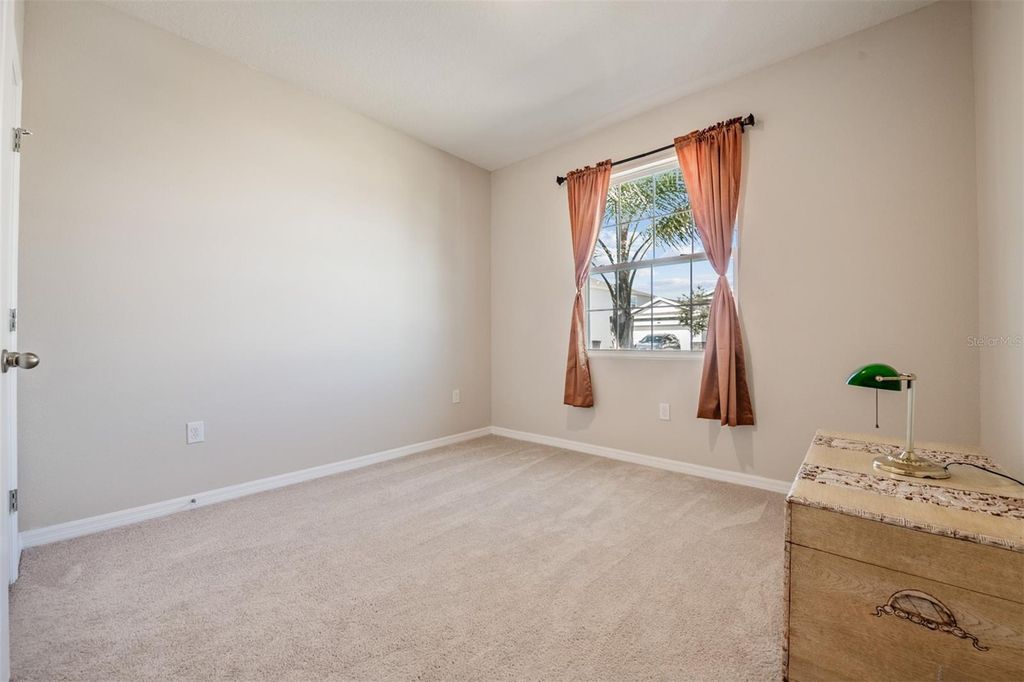 Image 28 of property listing at 10653 TALLY FAWN LOOP, San Antonio, FL 33576