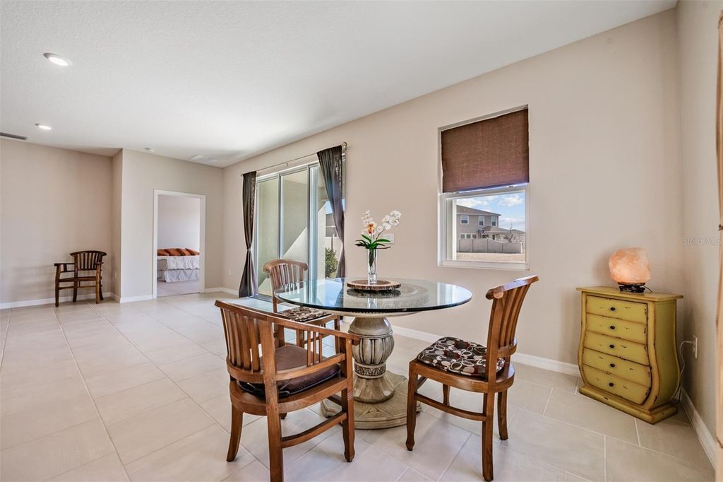 Image 8 of property listing at 10653 TALLY FAWN LOOP, San Antonio, FL 33576