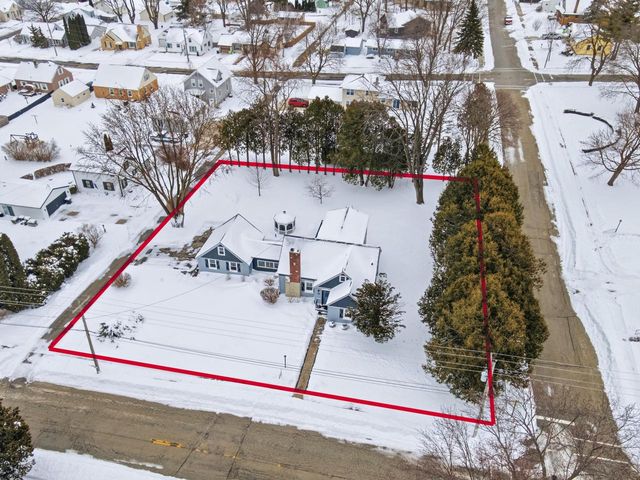 1925 Park AVENUE, New Holstein, WI 53061