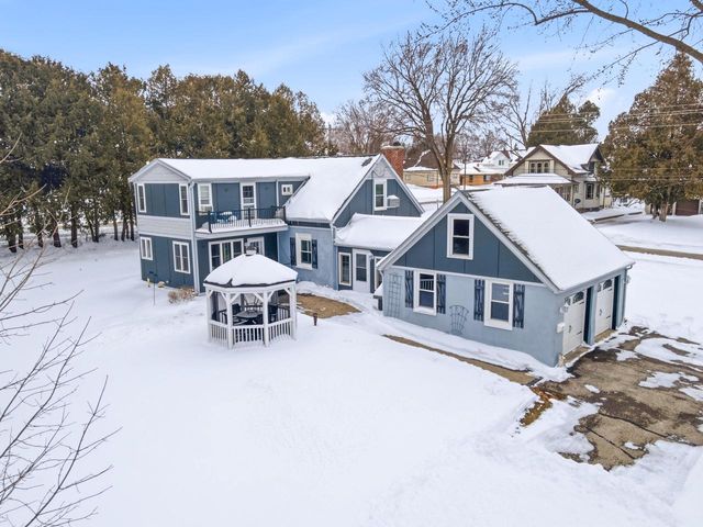 1925 Park AVENUE, New Holstein, WI 53061