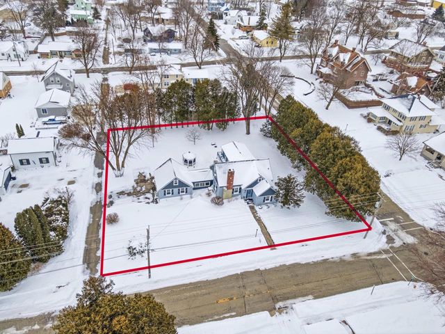 1925 Park AVENUE, New Holstein, WI 53061