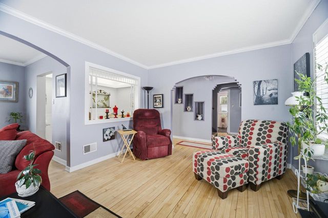 1925 Park AVENUE, New Holstein, WI 53061