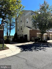 14226 HAMPSHIRE HALL CT #402, Upper Marlboro, MD 20772