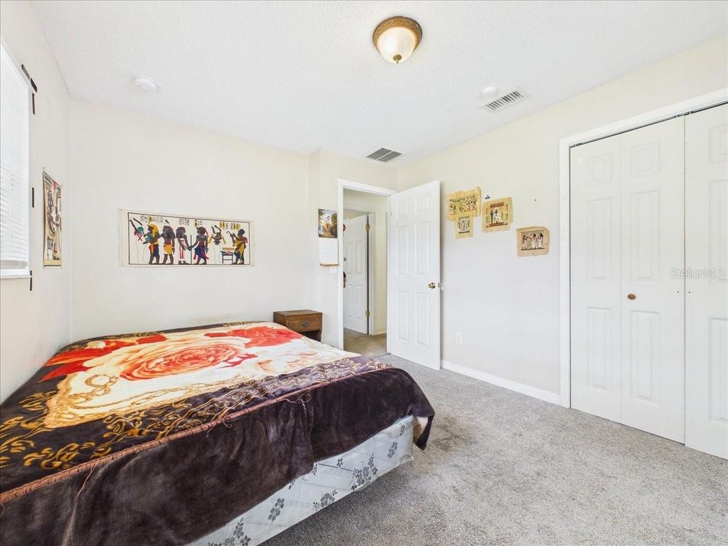 Image 18 of property listing at 3314 NW 45TH AVENUE, Gainesville, FL 32605