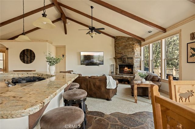 27920 Matterhorn, Lake Arrowhead, CA 92352