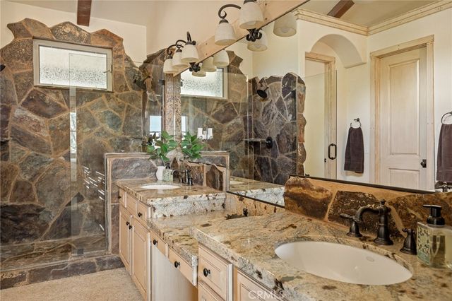 27920 Matterhorn, Lake Arrowhead, CA 92352