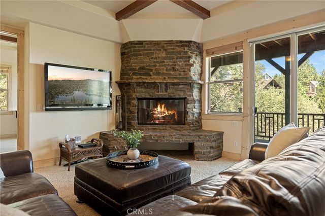 27920 Matterhorn, Lake Arrowhead, CA 92352