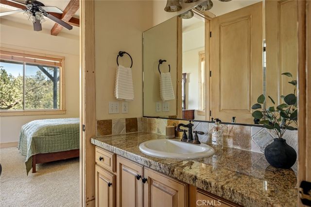 27920 Matterhorn, Lake Arrowhead, CA 92352