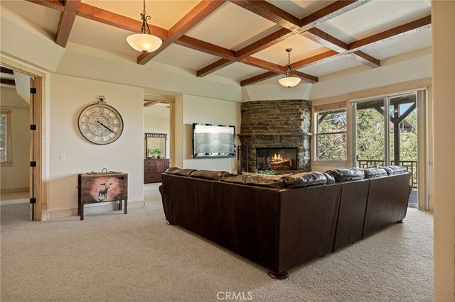 27920 Matterhorn, Lake Arrowhead, CA 92352