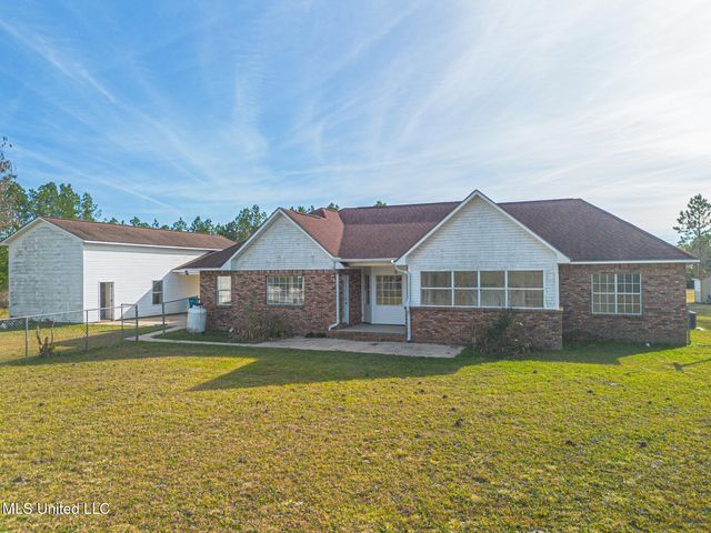 5551 Carter Road, Ocean Springs, MS 39564