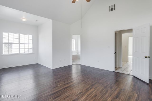 5551 Carter Road, Ocean Springs, MS 39564