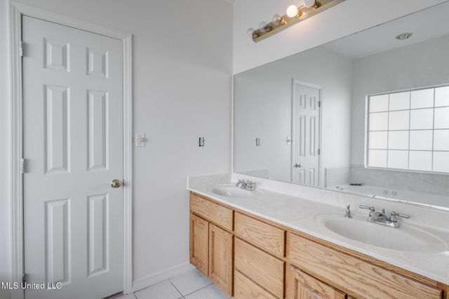 5551 Carter Road, Ocean Springs, MS 39564