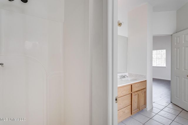 5551 Carter Road, Ocean Springs, MS 39564