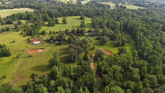 783 Fm 977 E, Leona, TX 75850