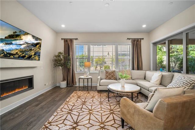 64 turnstone, Irvine, CA 92618