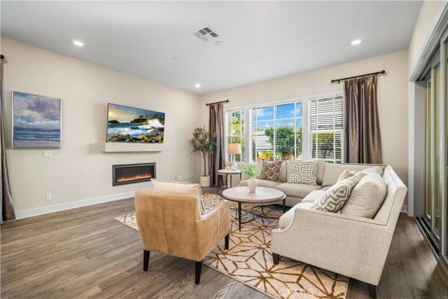 64 turnstone, Irvine, CA 92618