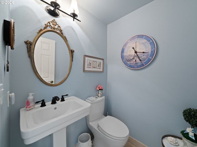 4081 ORCHARD Way, Lake Oswego, OR 97035