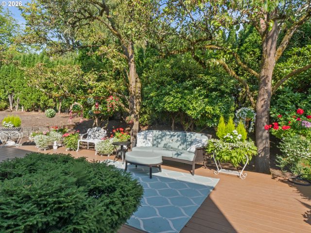 4081 ORCHARD Way, Lake Oswego, OR 97035
