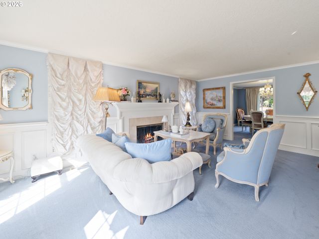 4081 ORCHARD Way, Lake Oswego, OR 97035