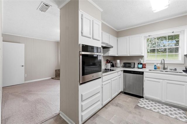 1619 Ridgeview Drive, Conyers, GA 30012