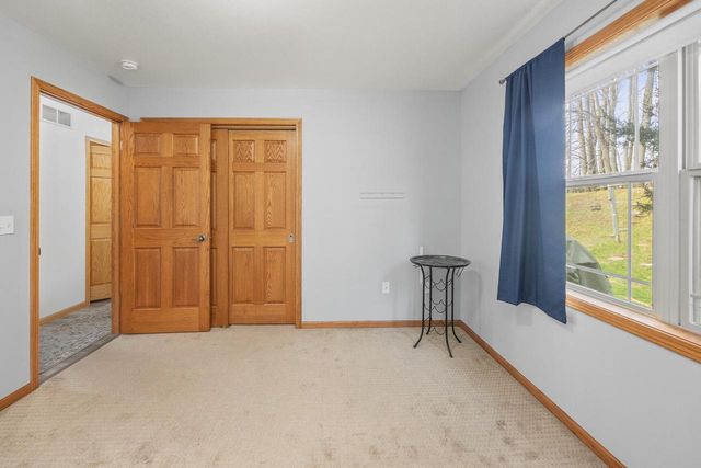 1300 Oak Tree COURT, Slinger, WI 53086