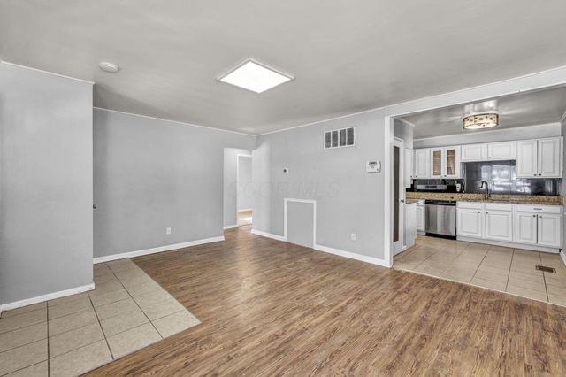 845 Exeter Road, Columbus, OH 43213