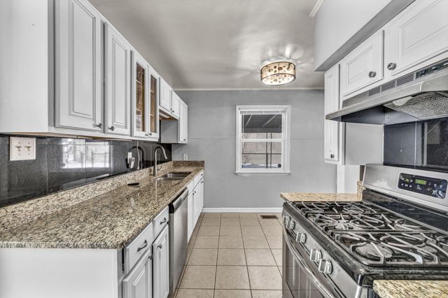 845 Exeter Road, Columbus, OH 43213