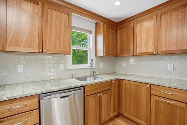 56 Yarmouth Rd, Norwood, MA 02062