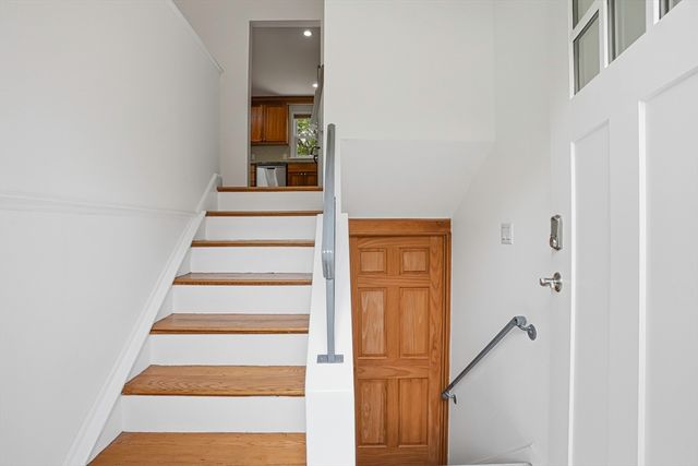 56 Yarmouth Rd, Norwood, MA 02062