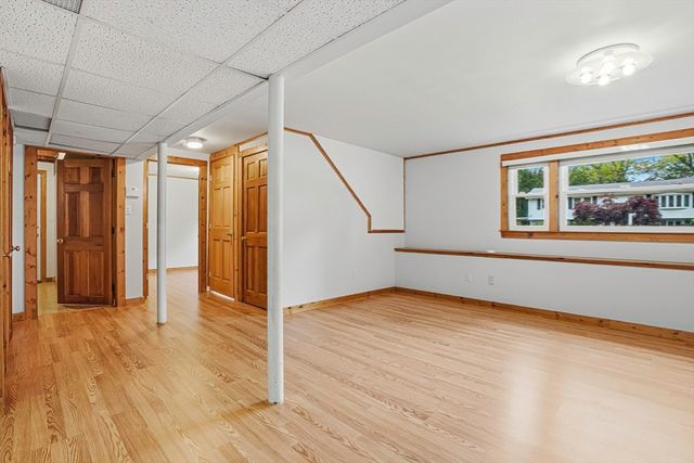 56 Yarmouth Rd, Norwood, MA 02062