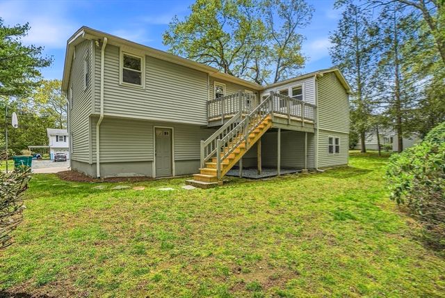 56 Yarmouth Rd, Norwood, MA 02062