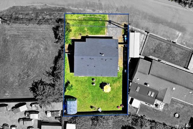 20550 Foothill Dr, Monte Rio, CA 95462