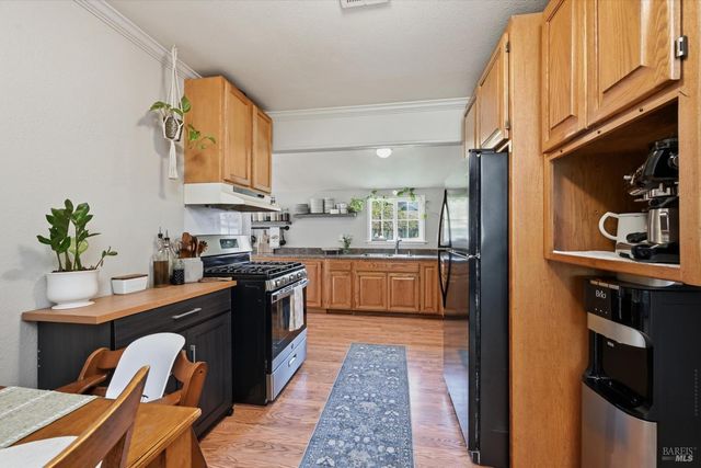 20550 Foothill Dr, Monte Rio, CA 95462