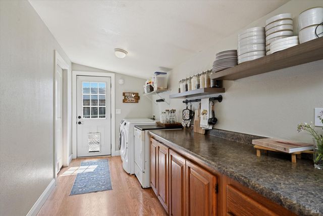 20550 Foothill Dr, Monte Rio, CA 95462