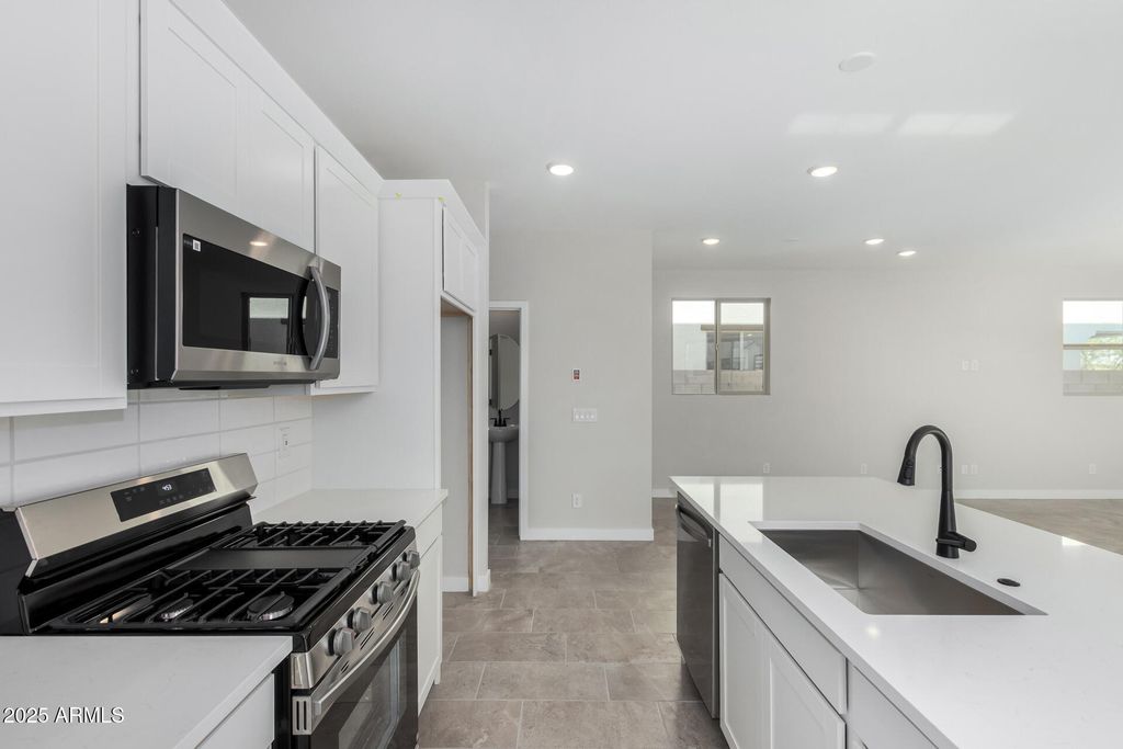 Image 12 of property listing at 15611 S 180TH Lane, Goodyear, AZ 85338